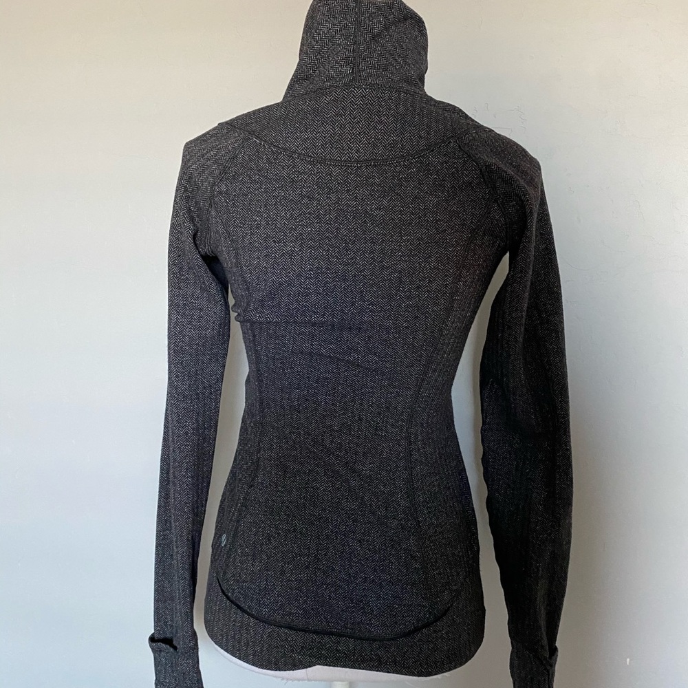 Lululemon Pullover - image 4